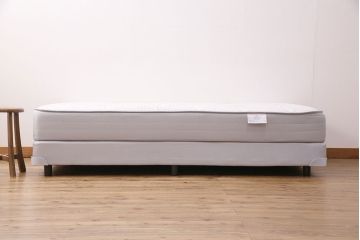 中古　美品　IDC大塚家具　KINGSDOWN(キングスダウン)社　REGALIA(レガリア)シリーズ　「オネスティ2」　シングルサイズ　ベッドマットレス&ボトムクッションセット(定価約11万円)(シングルベッド)(R-049991)