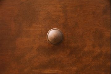 中古　横浜ダニエル(Daniel)　滑らかな木肌と温かみのある色合いが魅力のチェストセブン(S)(定価約40万円)(チェスト、引き出し)(R-049994)