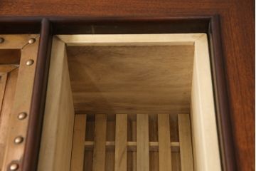 和製ビンテージ　特大サイズ!　高級品　総ケヤキ材製の関西火鉢(木製火鉢、囲炉裏、ヴィンテージ)(R-049999)