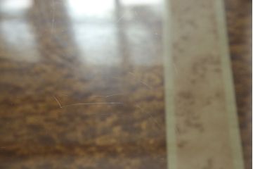 中古　イタリア製　異彩を放つデザインが魅力的なセンターテーブル(ローテーブル)(R-050000)