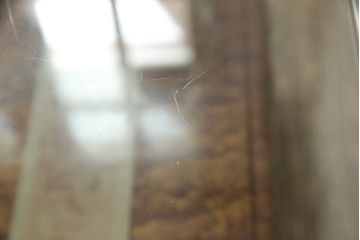 中古　イタリア製　異彩を放つデザインが魅力的なセンターテーブル(ローテーブル)(R-050000)