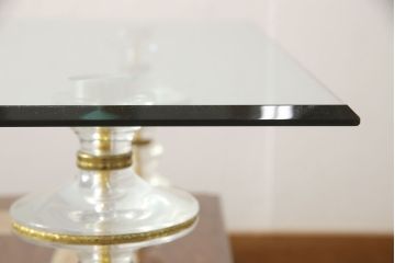 中古　イタリア製　異彩を放つデザインが魅力的なセンターテーブル(ローテーブル)(R-050000)