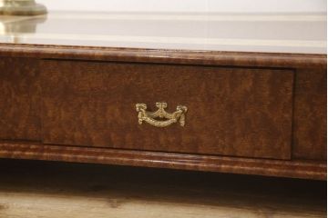 中古　イタリア製　異彩を放つデザインが魅力的なセンターテーブル(ローテーブル)(R-050000)