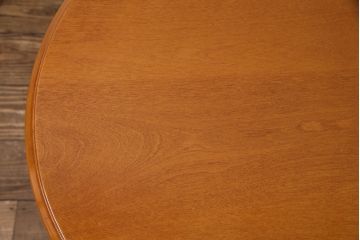 中古　美品　横浜クラシック家具　ダニエル(daniel)　A-516　レオナアームチェア (Leona)　クラシカルな佇まいが魅力の本革一人掛けソファ、テーブルセット(1Pソファ、アームチェア、ラウンジチェア、コーヒーテーブル、サイドテーブル)(R-050002)