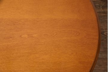 中古　美品　横浜クラシック家具　ダニエル(daniel)　A-516　レオナアームチェア (Leona)　クラシカルな佇まいが魅力の本革一人掛けソファ、テーブルセット(1Pソファ、アームチェア、ラウンジチェア、コーヒーテーブル、サイドテーブル)(R-050002)