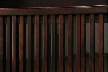 中古　九州民芸家具　上品さとモダンな雰囲気が魅力的なサイドボード(収納棚、戸棚、飾り棚)(R-050004)