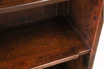 中古　北海道民芸家具　和・洋どちらの空間にも馴染みやすいシックな本棚(書棚、飾り棚)(定価約22万円)(R-050007)