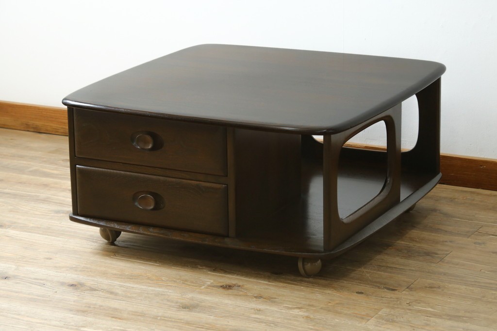 イギリスヴィンテージ　ERCOL(アーコール)　インテリアの差をつける!希少なパンドラボックスコーヒーテーブル　(R-050009)