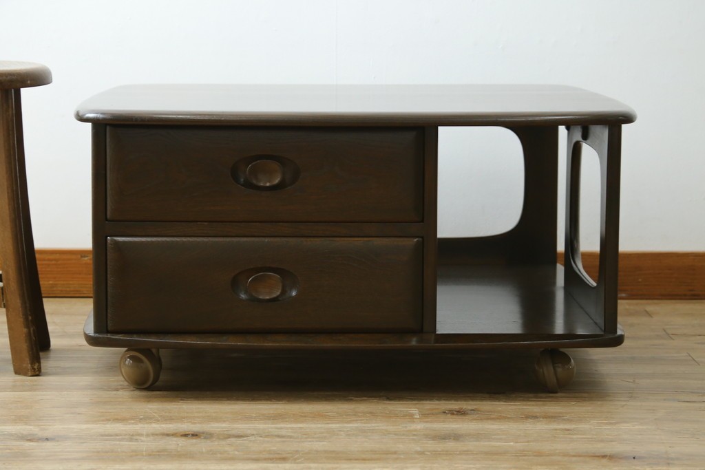 イギリスヴィンテージ　ERCOL(アーコール)　インテリアの差をつける!希少なパンドラボックスコーヒーテーブル　(R-050009)