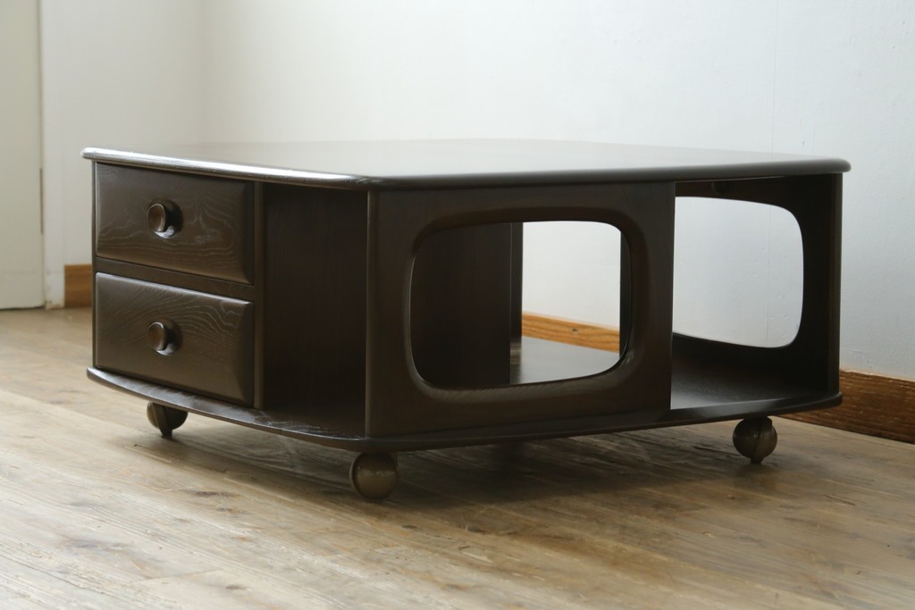 イギリスヴィンテージ　ERCOL(アーコール)　インテリアの差をつける!希少なパンドラボックスコーヒーテーブル　(R-050009)