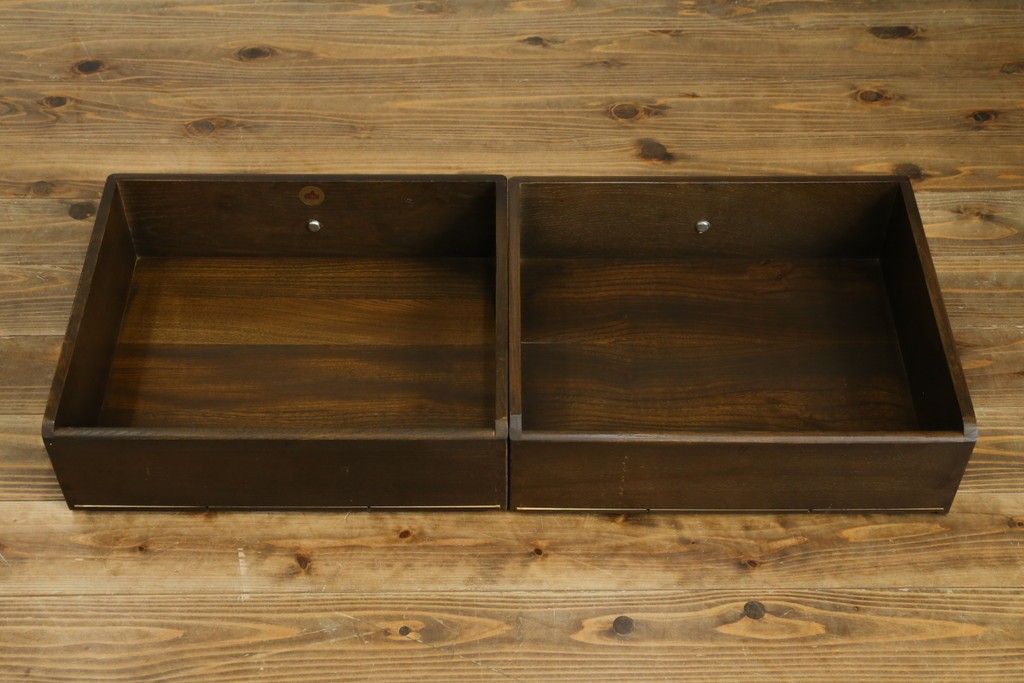 イギリスヴィンテージ　ERCOL(アーコール)　インテリアの差をつける!希少なパンドラボックスコーヒーテーブル　(R-050009)