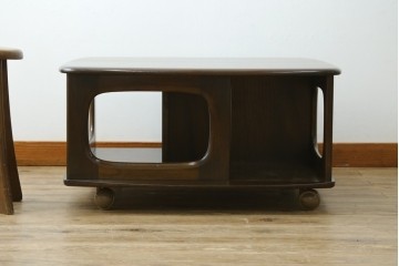 イギリスヴィンテージ　ERCOL(アーコール)　インテリアの差をつける!希少なパンドラボックスコーヒーテーブル　(R-050009)