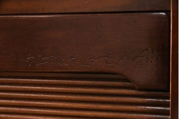 中古　展示美品　イタリア製　MARCHETTI(マルケッティ)　希少モデル!　特大キャビネット(収納棚、食器棚、カップボード、飾り棚)(R-050011)