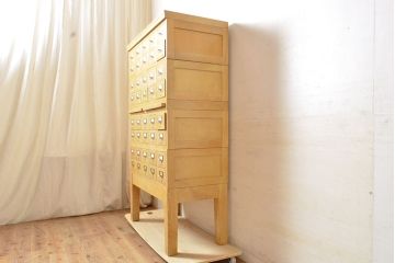 【簡易リペア限定品】レトロ家具　昭和レトロ　KIHARA　ナチュラルスタイルにおすすめ!小物収納に便利なナラ材製ネームプレート付きカードケース(引き出し、チェスト、図書館、図書室)(R-050013)