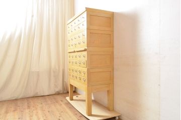 【簡易リペア限定品】レトロ家具　昭和レトロ　KIHARA　ナチュラルスタイルにおすすめ!小物収納に便利なナラ材製ネームプレート付きカードケース(引き出し、チェスト、図書館、図書室)(R-050015)