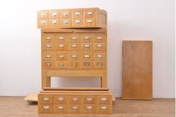 レトロ家具　昭和レトロ　KIHARA　雑貨屋さん収納が叶うナラ材製ネームプレート付きカードケース(引き出し、チェスト、図書館、図書室)(R-050018)