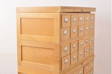 レトロ家具　昭和レトロ　KIHARA　ナラ材のあたたかみのある風合いが魅力的なネームプレート付きカードケース(引き出し、チェスト、図書館、図書室)(R-050020)