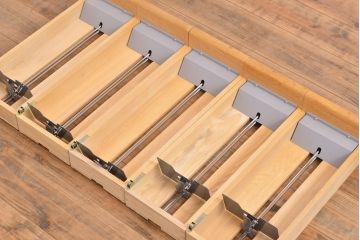 レトロ家具　昭和レトロ　KIHARA　ナラ材のあたたかみのある風合いが魅力的なネームプレート付きカードケース(引き出し、チェスト、図書館、図書室)(R-050020)