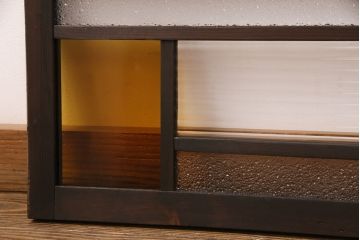 アンティーク建具　昭和初期　当時物のガラス入り!大正ロマンの雰囲気漂う色ガラス入り欄間(明り取り、明かり取り)(R-050032)
