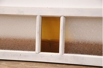 アンティーク建具　昭和初期　当時物のガラス入り!大正ロマンの雰囲気漂う色ガラス入り欄間(明り取り、明かり取り)(R-050033)