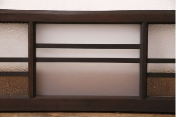 アンティーク建具　大正期　ノスタルジックな雰囲気漂うガラス入り欄間(明り取り、明かり取り)(R-050034)