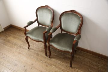 中古　高級家具　カリン材　ロココ調の優美なアームチェア2脚セット(ダイニングチェア、サロンチェア、椅子、花梨材)(R-050055)