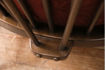 ヴィンテージ家具　ERCOL(アーコール)　エバーグリーン　エレガントな雰囲気漂う1人掛けイージーチェア(ラウンジチェア、アームチェア、椅子、ソファ、ビンテージ)(R-050061)