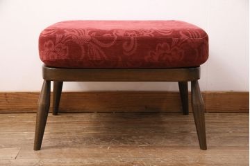 ヴィンテージ家具　ERCOL(アーコール)　艶やかなカラーが目を引くスツール(オットマン)付きビンテージ二人掛けソファ(アームソファ)(R-050062)