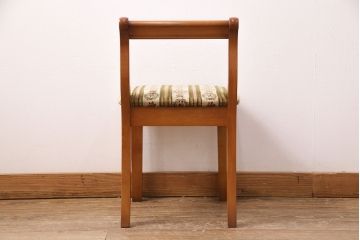 中古　美品　横浜ダニエル(daniel)　チェア付き　温かみのある色合いと上品な佇まいが魅力のドレッサー(鏡台)(定価約60万円)(R-050064)