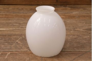 アンティーク照明　透かしの意匠が上品なアクセントになる壁掛け照明(ウォールランプ、壁付け照明)(R-050065)