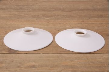 アンティーク照明　古き良き時代の味を感じる平笠シェードのペンダントライト2個セット(吊り下げ照明、天井照明)(R-050067)