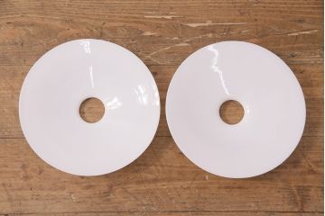 アンティーク照明　昔懐かしいデザインが趣溢れる平笠シェードのペンダントライト2個セット(吊り下げ照明、天井照明)(R-050068)