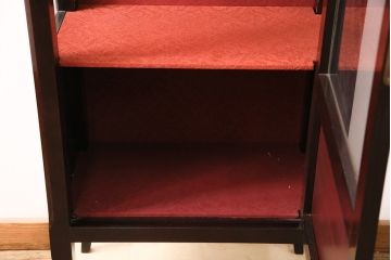 ヴィンテージ家具　イタリア家具　マホガニー　クラシカルな空間を演出するショーケース(ガラスケース、陳列棚、飾り棚、キャビネット、ビンテージ)(R-050073)