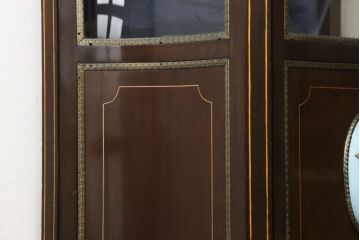ヨーロッパヴィンテージ　スペイン家具　マホガニー材　クラシカルな雰囲気たっぷりのショーケース(ガラスケース、陳列棚、飾り棚、キャビネット、ビンテージ)(R-050076)
