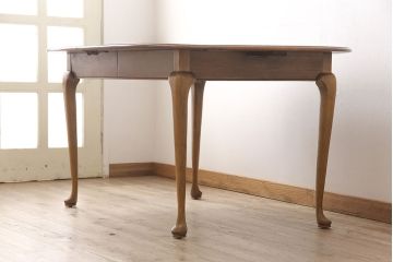 中古　ETHAN ALLEN(イーセンアーレン)　猫脚がおしゃれなドローリーフテーブル(エクステンションテーブル、ダイニングテーブル)(R-050081)