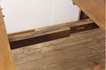 中古　ETHAN ALLEN(イーセンアーレン)　猫脚がおしゃれなドローリーフテーブル(エクステンションテーブル、ダイニングテーブル)(R-050081)