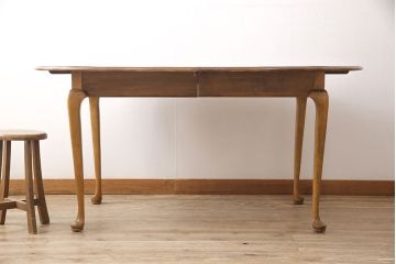 中古　ETHAN ALLEN(イーセンアーレン)　猫脚がおしゃれなドローリーフテーブル(エクステンションテーブル、ダイニングテーブル)(R-050081)
