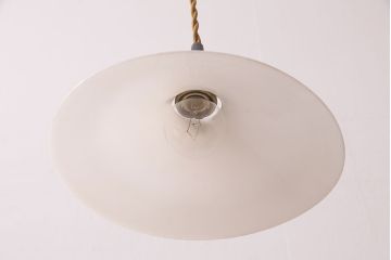 アンティーク照明　ナチュラルスタイルの空間にもおすすめ!平笠シェードの吊り下げ照明(ペンダントライト、天井照明、電笠)(R-050084)