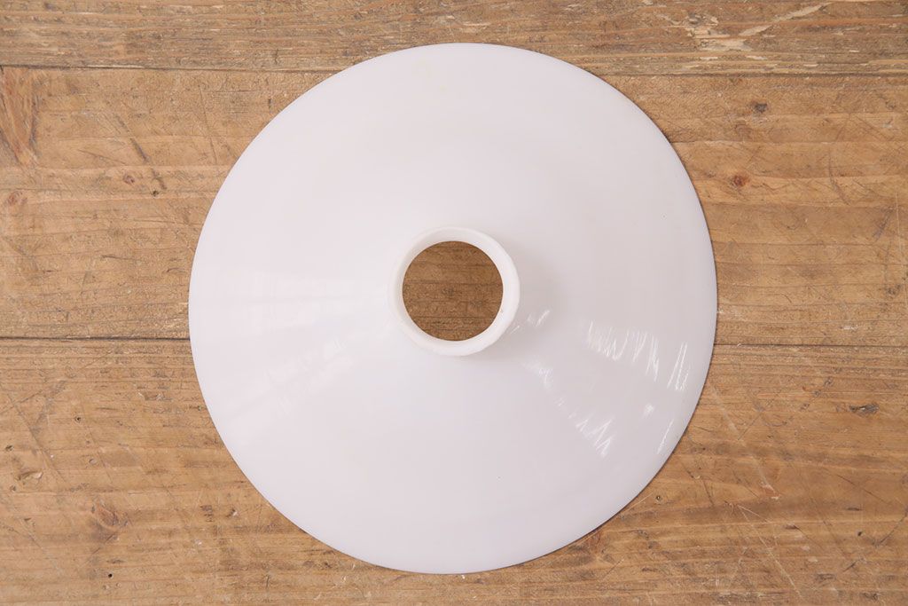 アンティーク照明　ナチュラルスタイルの空間にもおすすめ!平笠シェードの吊り下げ照明(ペンダントライト、天井照明、電笠)(R-050084)