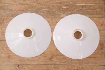 アンティーク照明　和製アンティーク　どこか懐かしさが漂う平笠シェードのペンダントライト2個セット(R-050085)