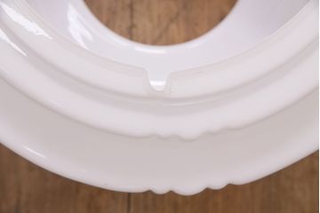 アンティーク照明　プレスガラスがおしゃれなペンダントライト(吊り下げ照明、天井照明、シェード)(R-050086)