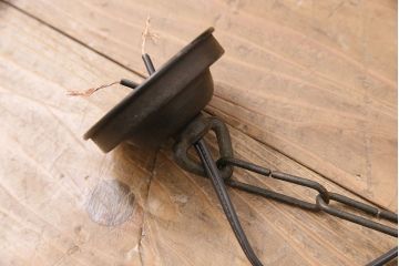 アンティーク照明　プレスガラスがおしゃれなペンダントライト(吊り下げ照明、天井照明、シェード)(R-050086)