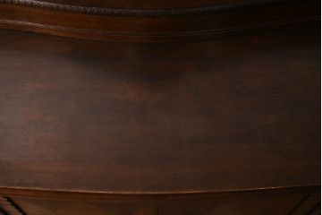 フランスアンティーク　特大!!　優雅なレリーフが目を惹くオーク材製サイドボード(キャビネット、戸棚、収納棚)(R-050088)