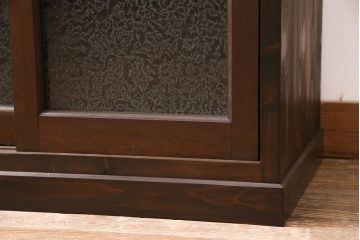 ラフジュ工房オリジナル　古建具リメイク　結霜ガラスがおしゃれな収納棚(キャビネット、ガラス戸棚、本箱)(R-050097)