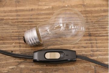 ヴィンテージ照明　大理石風のスタンドがクラシカルな雰囲気を醸しだすテーブルスタンド(卓上照明、テーブルライト、デスクスタンド、ビンテージ)(R-050098)