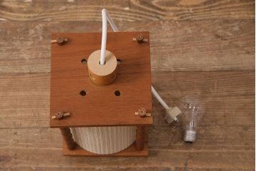 ヴィンテージ照明　デンマーク　和モダンな空間づくりにもおすすめの吊り下げ照明(天井照明、ペンダントライト、シェード、ビンテージ、北欧)(R-050110)