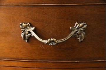 中古　DREXEL HERITAGE(ドレクセルヘリテイジ)　Touraine(ツーレイン)シリーズ　ランジェリーチェスト(引き出し、サイドチェスト)