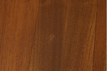 イギリスヴィンテージ　激レア品!4脚のスツールが格納できるチーク材製のネストテーブル(サイドテーブル、カフェテーブル、スツール、ビンテージ)(R-050115)