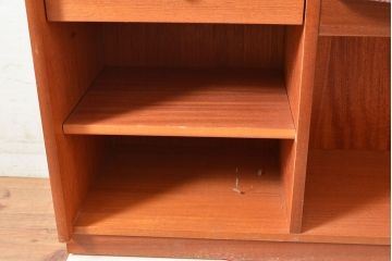 ヴィンテージ家具　イギリスビンテージ　nathan社(ネイサン)　チーク材　取り入れるだけでおしゃれなテレフォンチェア(テレフォンベンチ、収納棚、戸棚)(R-050116)