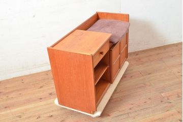 ヴィンテージ家具　イギリスビンテージ　nathan社(ネイサン)　チーク材　取り入れるだけでおしゃれなテレフォンチェア(テレフォンベンチ、収納棚、戸棚)(R-050116)